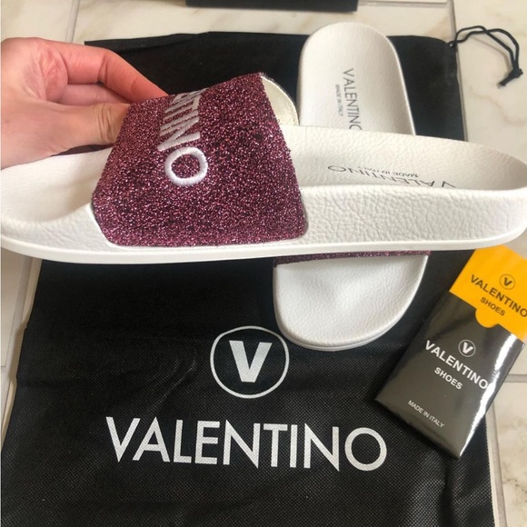 NEW VALENTINO SLIDES - Picture 4 of 8